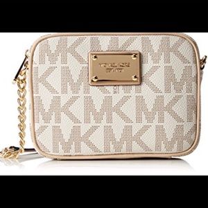 Michael Kors Jet Set Mini Crossbody